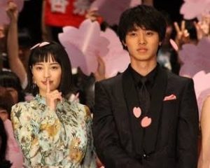 山崎賢人、広瀬すず、彼女